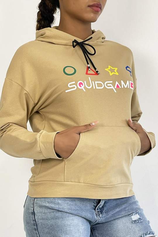 Camel hoodie with pocket and SQUID GAMER writing - 4