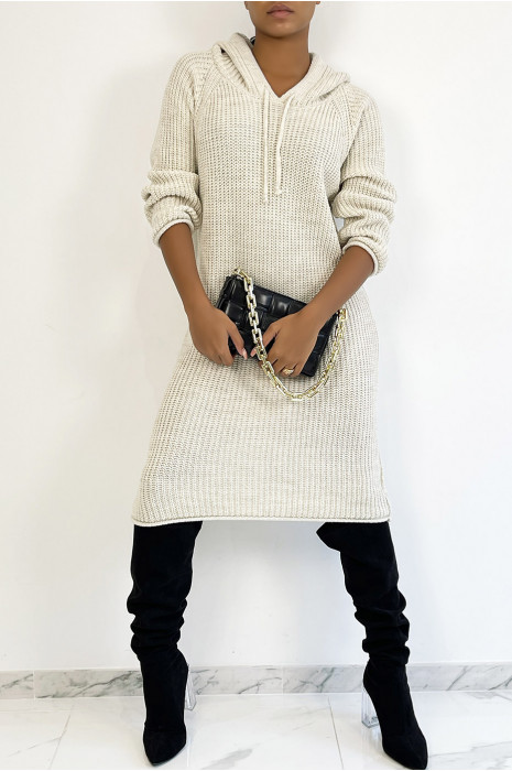 Robe pull oversize beige en grosse maille à capuche - 3
