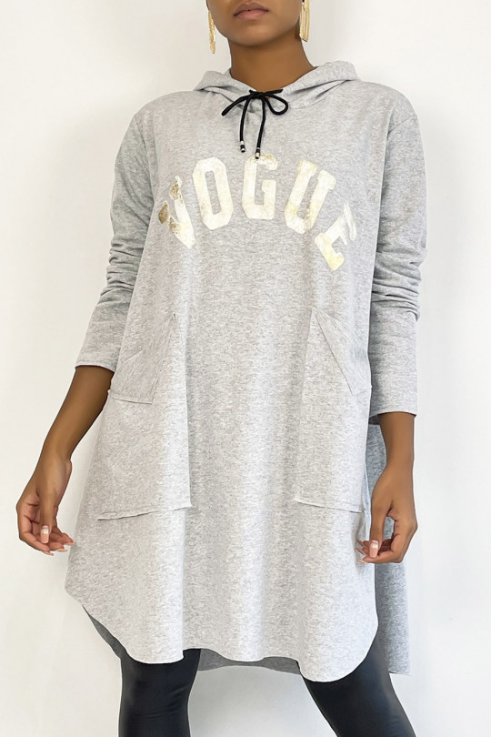 very oversized gray sweatshirt with shiny VOGUE lettering - 2
