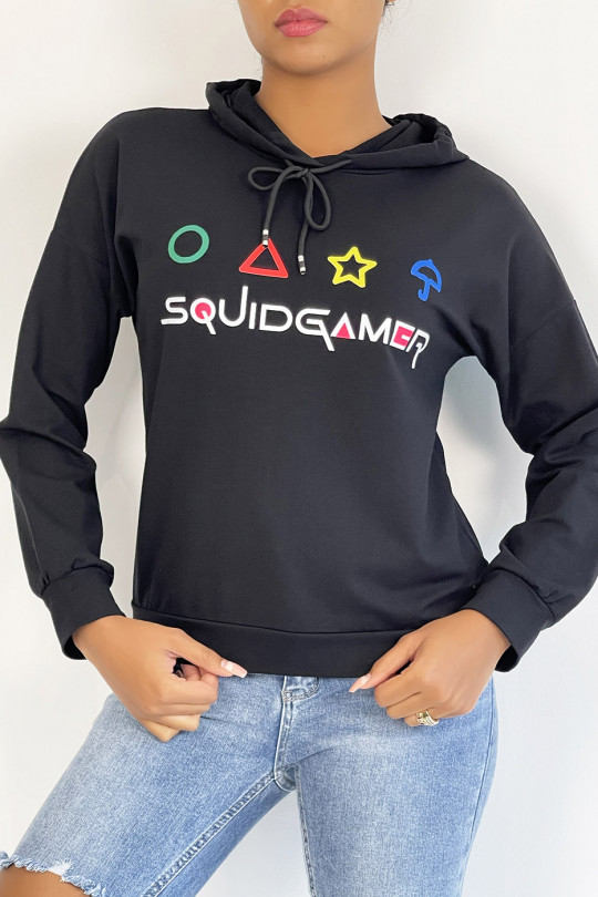 Short black hooded sweatshirt with SQUID GAME print - 5