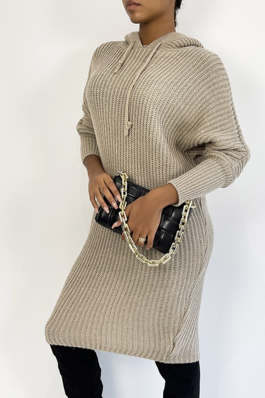 Oversized taupe sweater dress in thick knit and hooded with batwing sleeves - 2