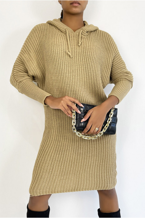 Robe pull oversize couleur camel en maille épaisse et à capuche avec manches chauves souris - 3