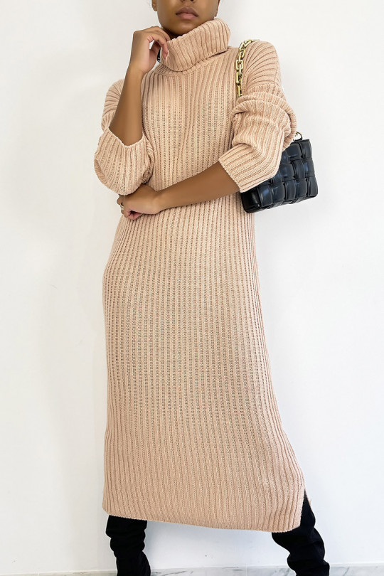 Long pink ribbed sweater dress with turtleneck - 2