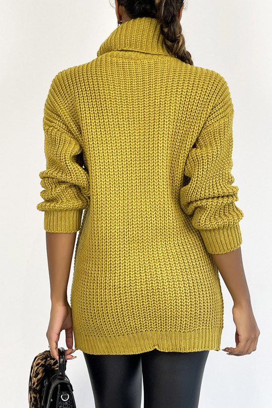 Long mustard yellow sweater with large turtleneck knit effect with bohemian chic style braid detail - 4