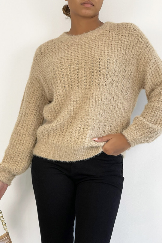 Falling and fluffy camel sweater in a beautiful warm material - 2