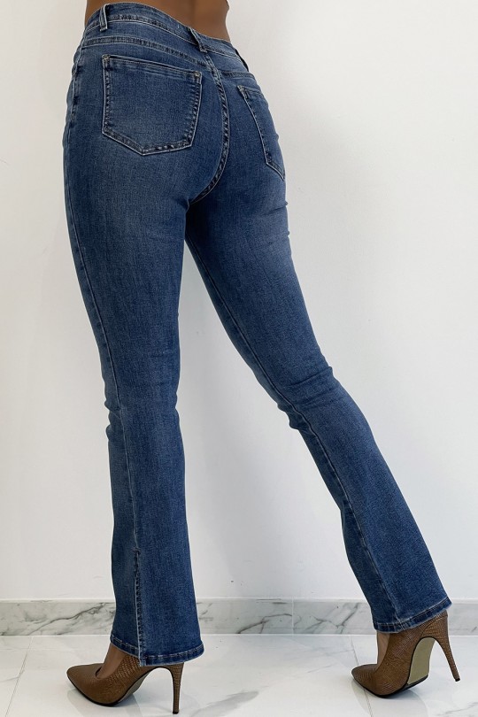 Blue high-waisted bell-bottom jeans with fitted slit at the push-up effect waist - 4