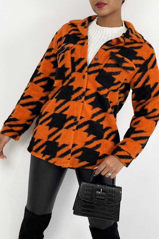 Veste surchemise bicolore orange et noire à carreaux mi-longue avec fermeture à boutons et col à revers - 7