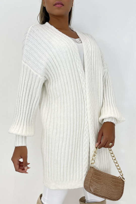 Long thick white cardigan in a beautiful fluffy material - 4