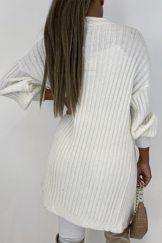 Long thick white cardigan in a beautiful fluffy material - 6