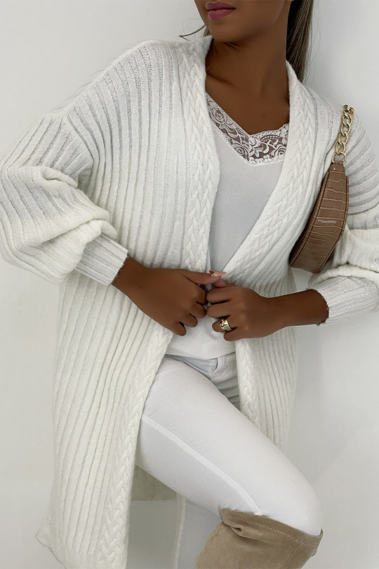 Long thick white cardigan in a beautiful fluffy material - 7