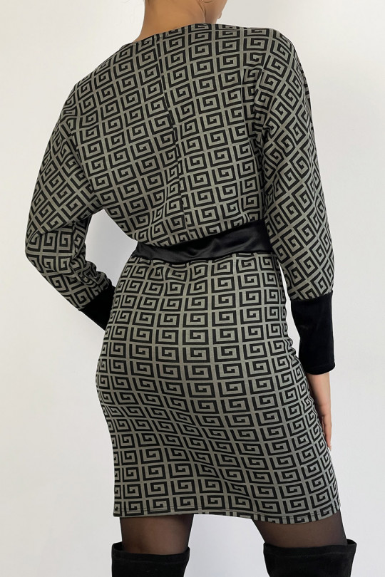 Chic khaki wrap dress with long sleeves and luxury print - 1