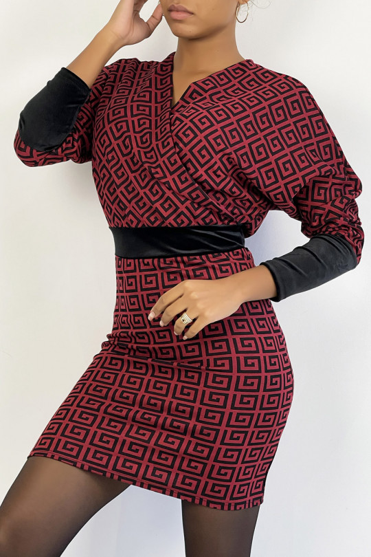 Chic burgundy red wrap dress with long sleeves and luxury print - 2
