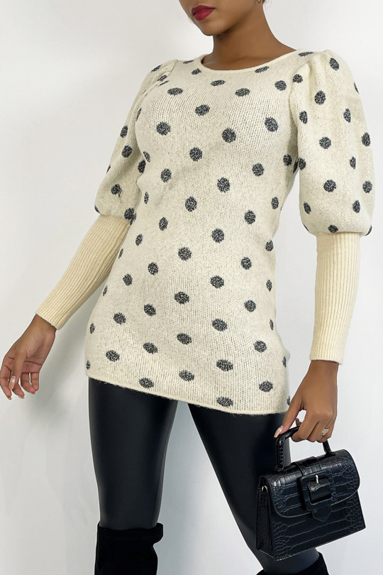 Long beige sweater with weights and puffed shoulders - 3