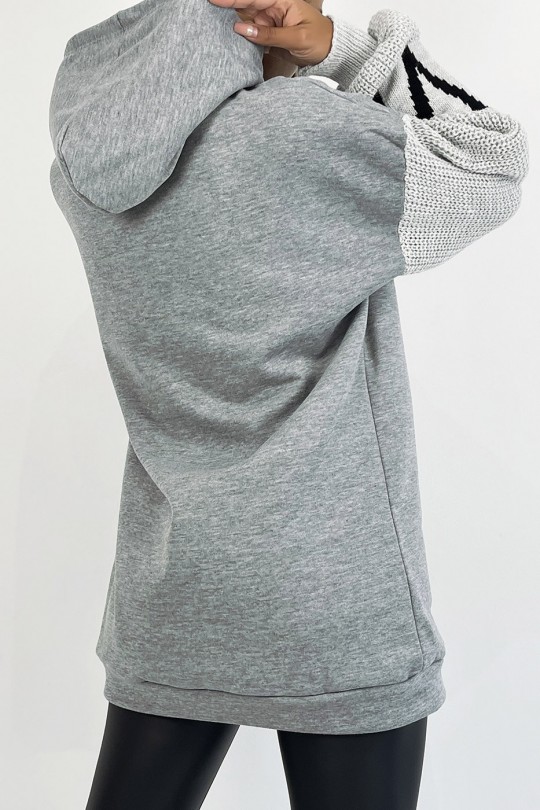 Gray hoodie with puffed sleeves in chunky knit and LOVE writing - 6
