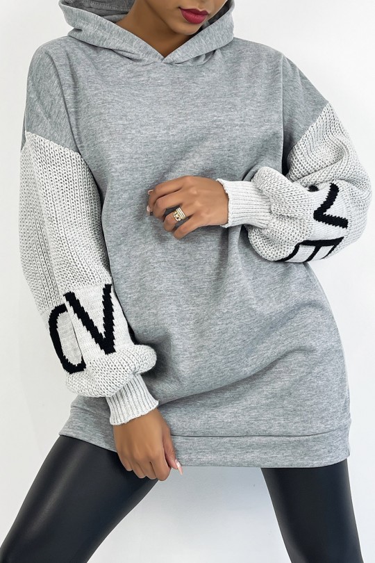 Gray hoodie with puffed sleeves in chunky knit and LOVE writing - 7