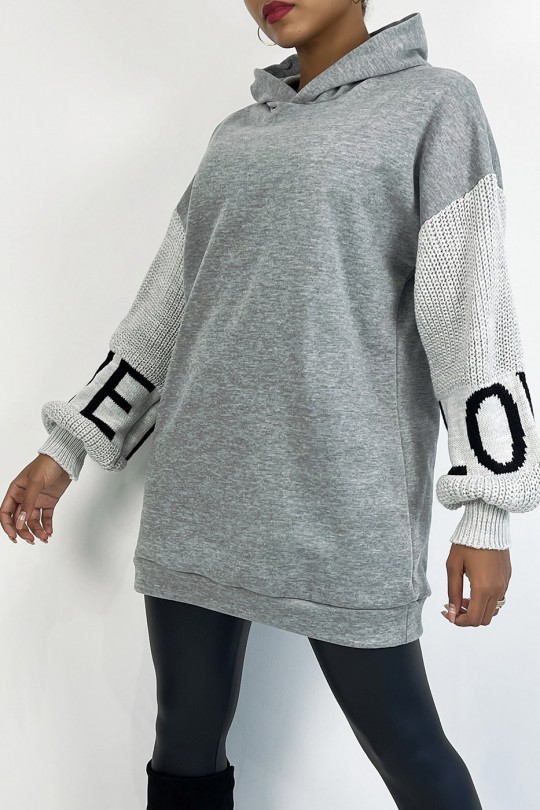 Gray hoodie with puffed sleeves in chunky knit and LOVE writing - 9