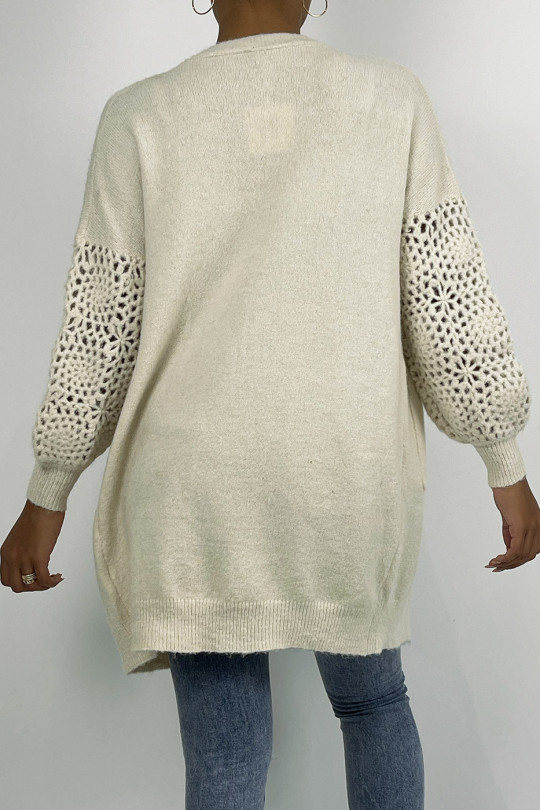 Soft beige mid-length cardigan with openwork puff sleeves - 4