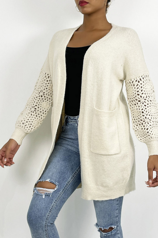 Soft beige mid-length cardigan with openwork puff sleeves - 6