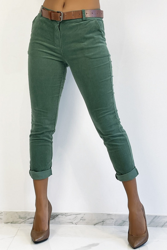 Green velvet pants with pockets and belt - 3