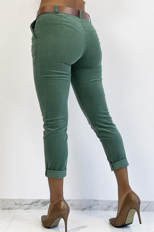 Green velvet pants with pockets and belt - 5