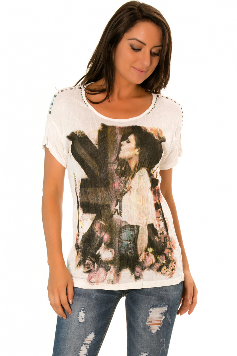 White t-shirt with women's print and pearls on the shoulders - R-209 - 3