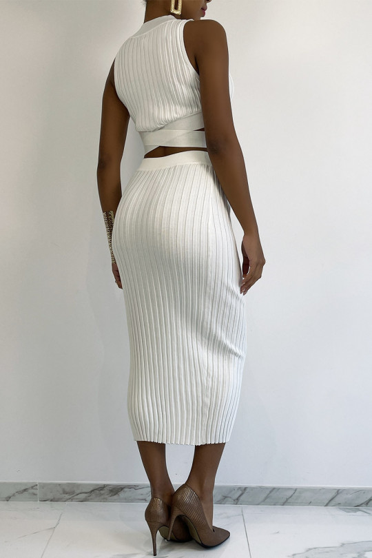 Long skirt and white bandage crop top set - 5