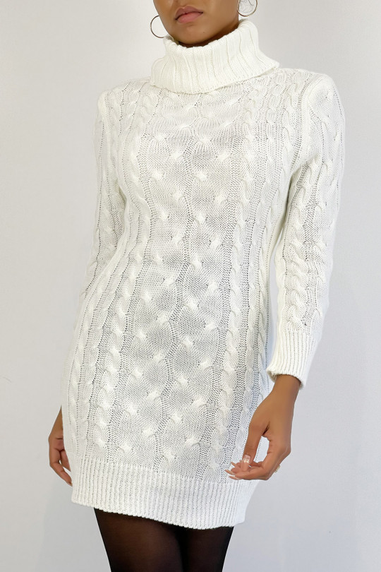 Bodycon sweater dress in white with turtleneck and pretty braided pattern - 2