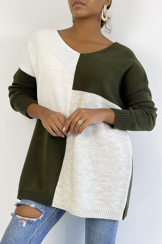 Oversized khaki asymmetric pattern V-neck sweater - 4