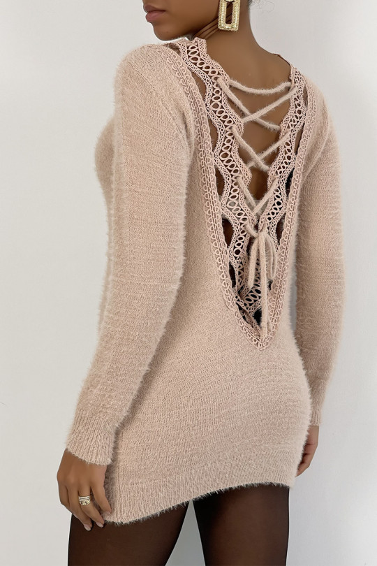 Soft pink sweater dress long round neck with plunging back slit and lace details - 1