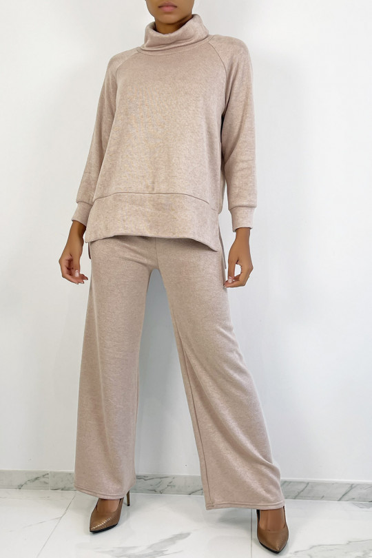 Cozy pink flare pants and turtleneck set - 4