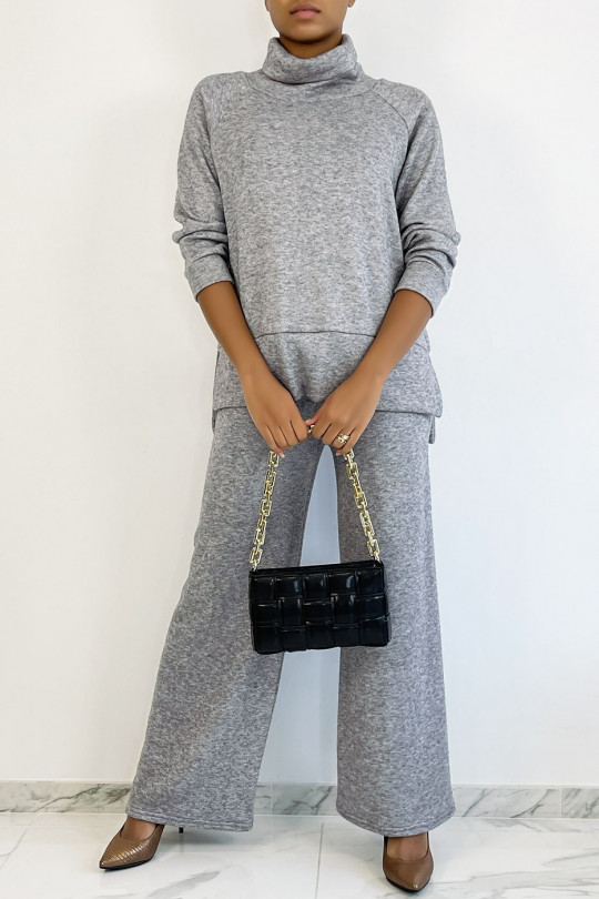 Cozy gray flare pants and turtleneck set - 2