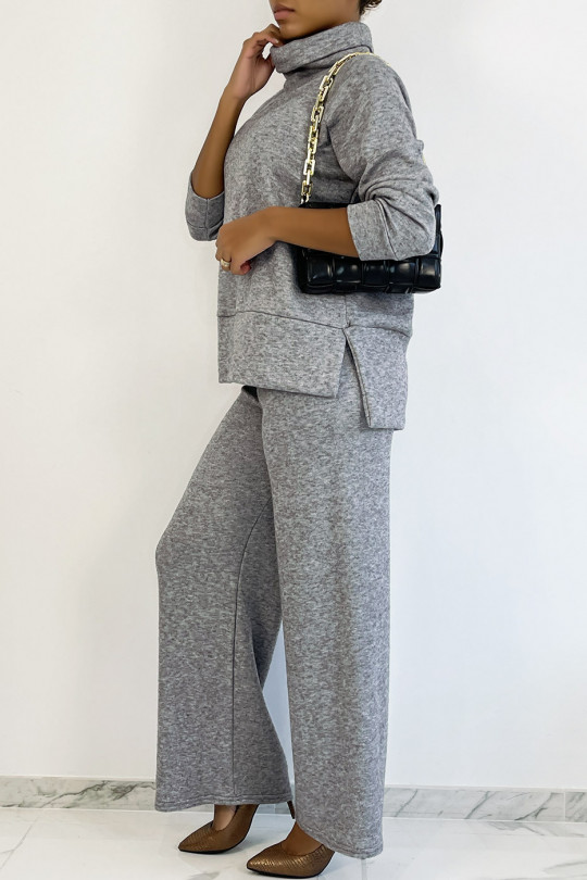 Cozy gray flare pants and turtleneck set - 4