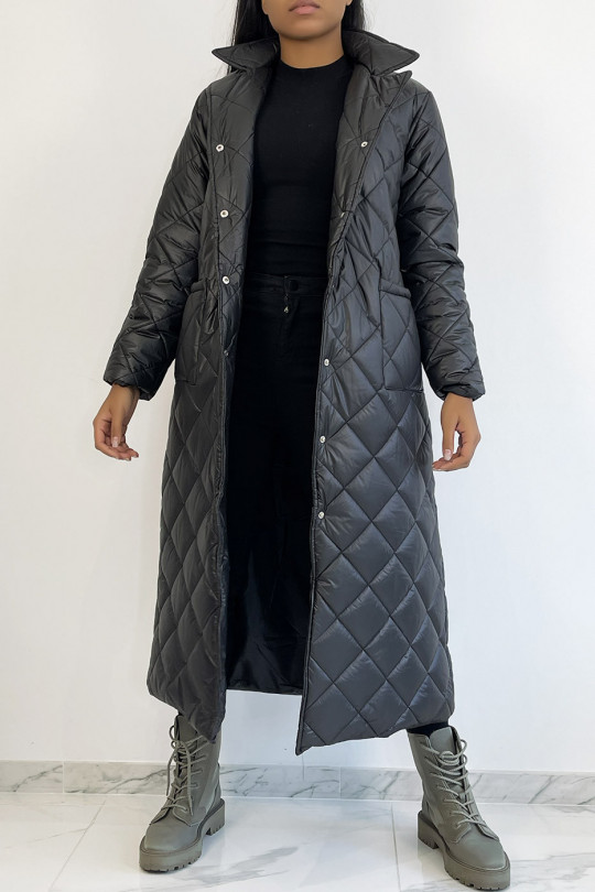 Very chic long black quilted coat with belt - 1