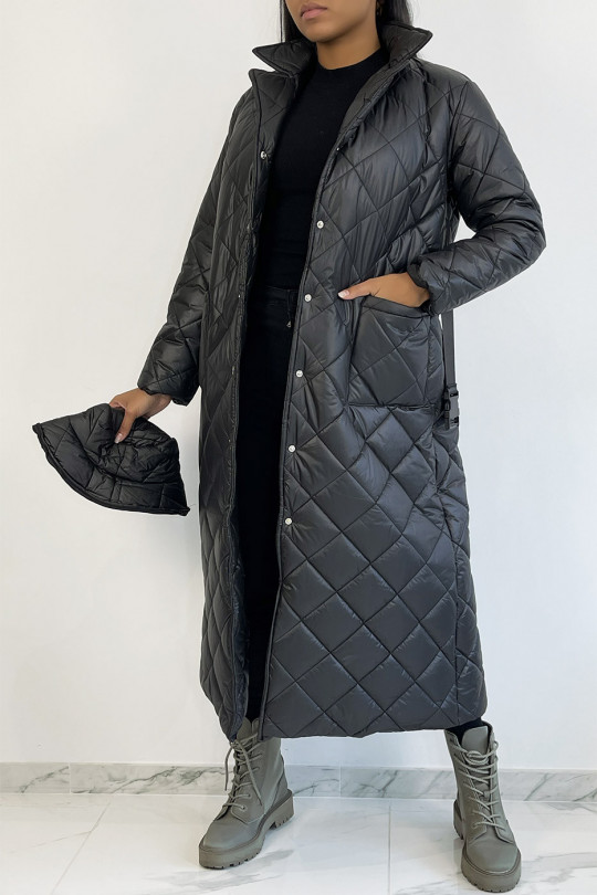 Very chic long black quilted coat with belt - 2