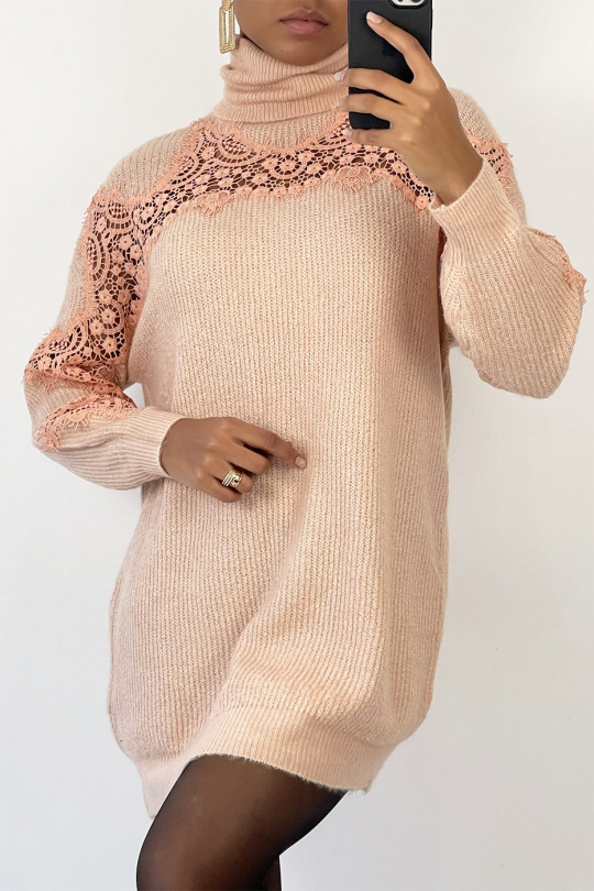 Long pink turtleneck sweater with openwork embroidery details - 2