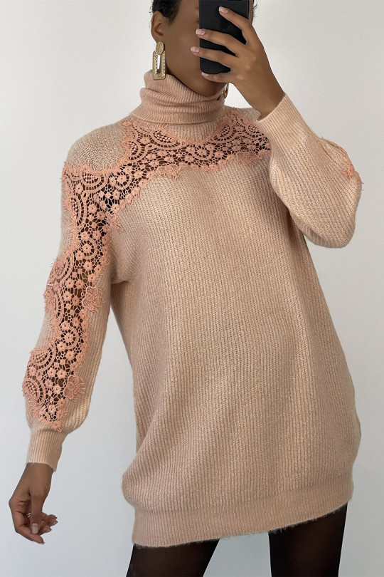 Long pink turtleneck sweater with openwork embroidery details - 4