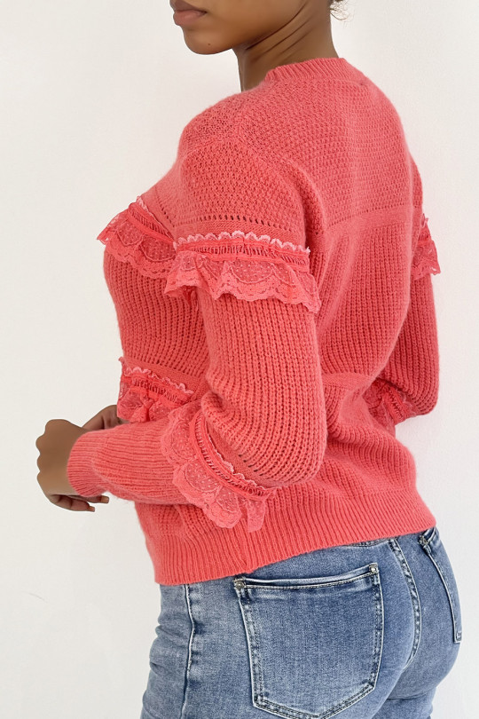 Coral round-neck sweater with openwork ruffle details - 10