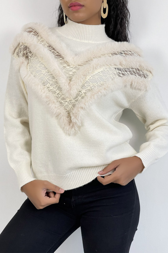 Pull écru à motif V en dentelle et fausse fourrure - 3