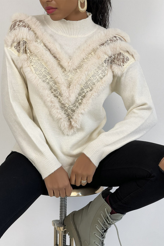 Pull écru à motif V en dentelle et fausse fourrure - 5