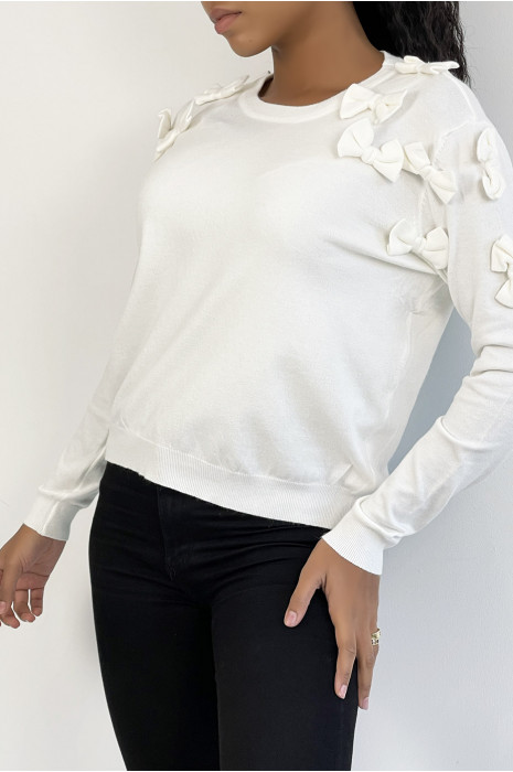 Pull basique blanc à noeuds papillons sur les épaules - 5