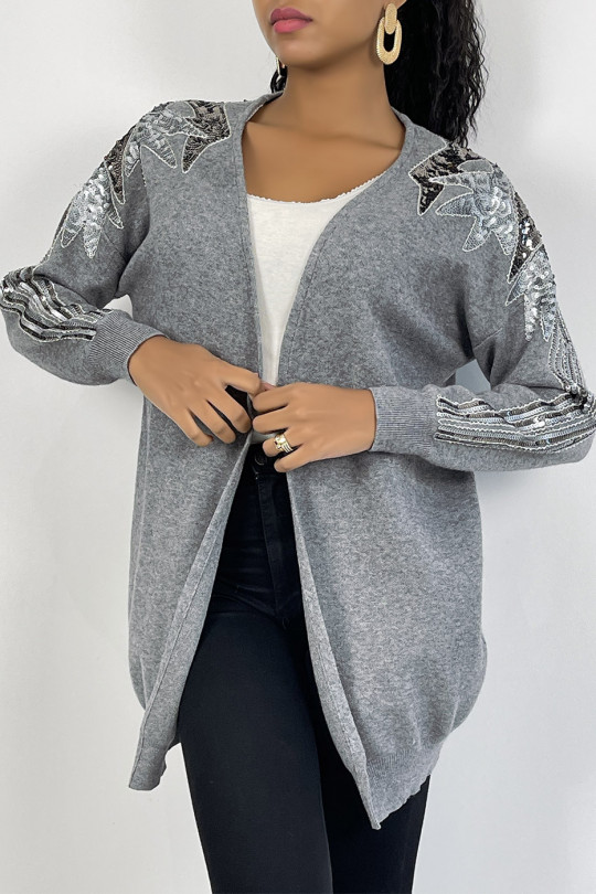 Mid-length gray cardigan with large rhinestone patterns on the sleeves - 1