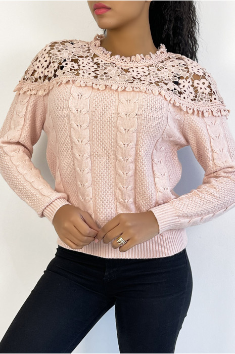 Pull rose en maille à col en broderie - 1