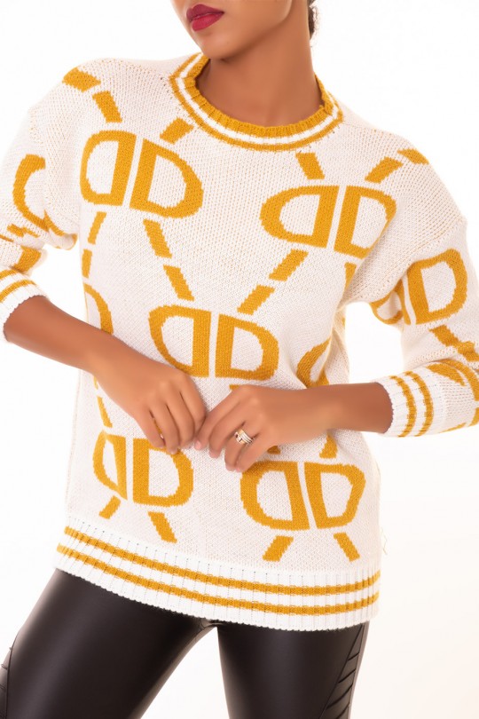 Beige sweater with vintage style print with round neck in chunky knit - 4
