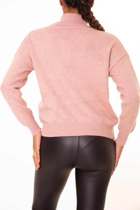 Pink high-neck sweater with chain on the collar - 1