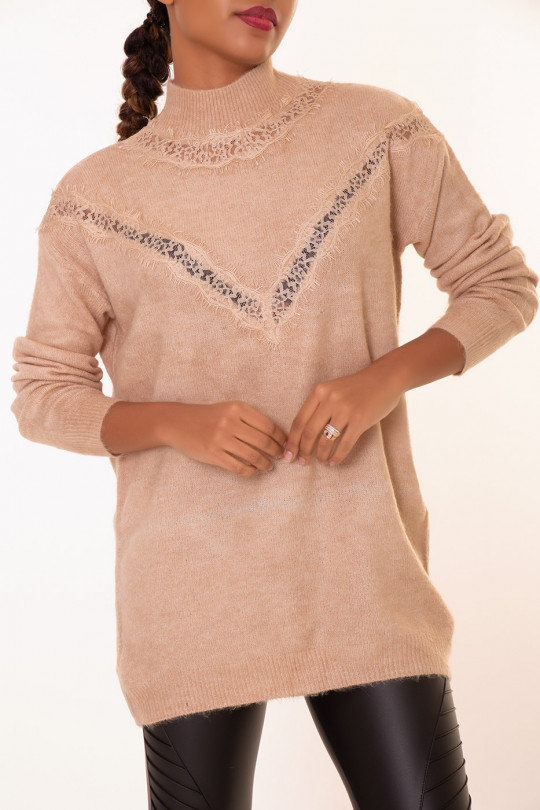 Long taupe sweater with lace V pattern - 5