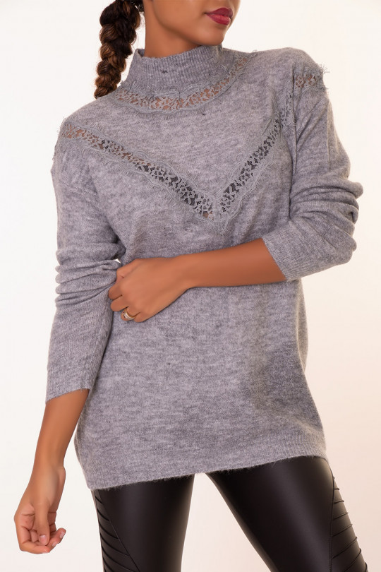 Long gray lace V-pattern sweater - 6