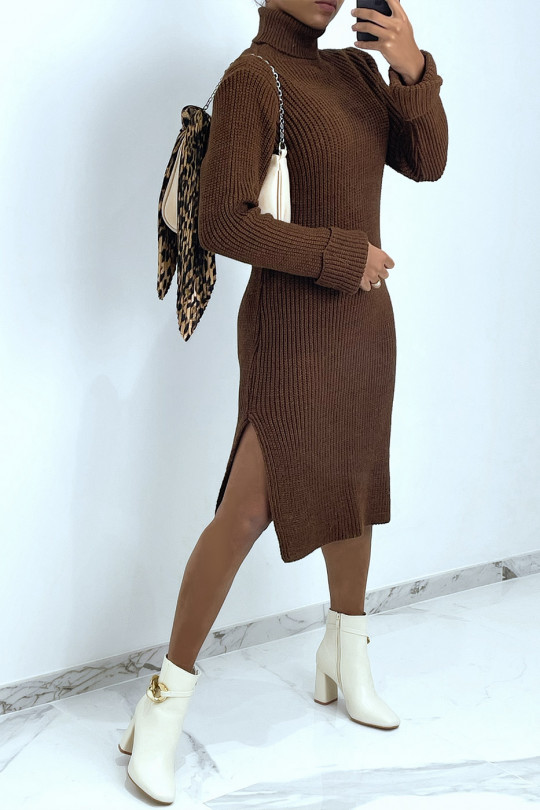 Long turtleneck chocolate sweater dress with slit - 4