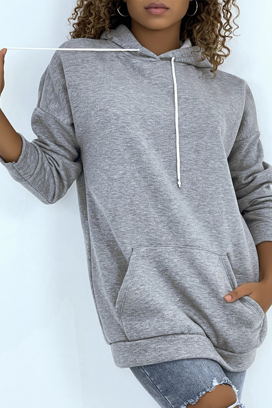 Long, very thick gray sweatshirt with hood and pockets - 2