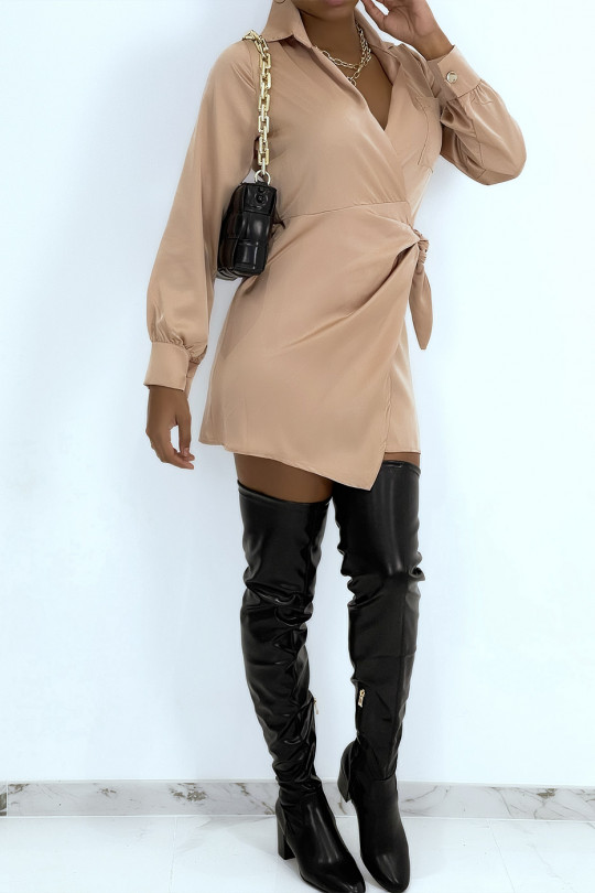 Robe chemise cache coeur satinée camel - 3