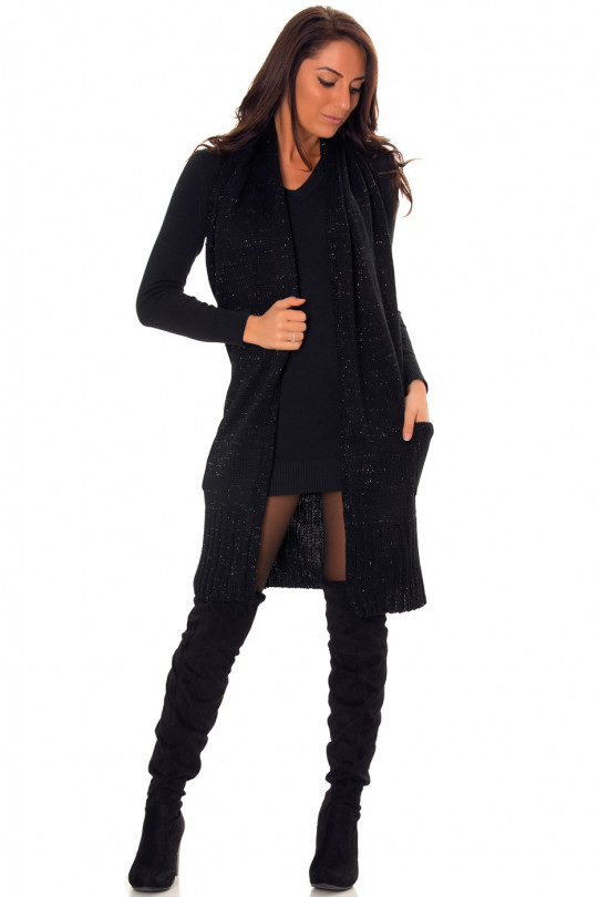 Long black knitted vest, sleeveless, open back and pockets. PU+282 - 2